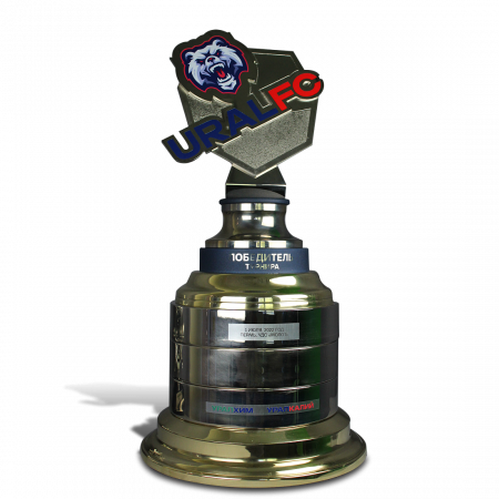 Кубок спортивный по хоккею